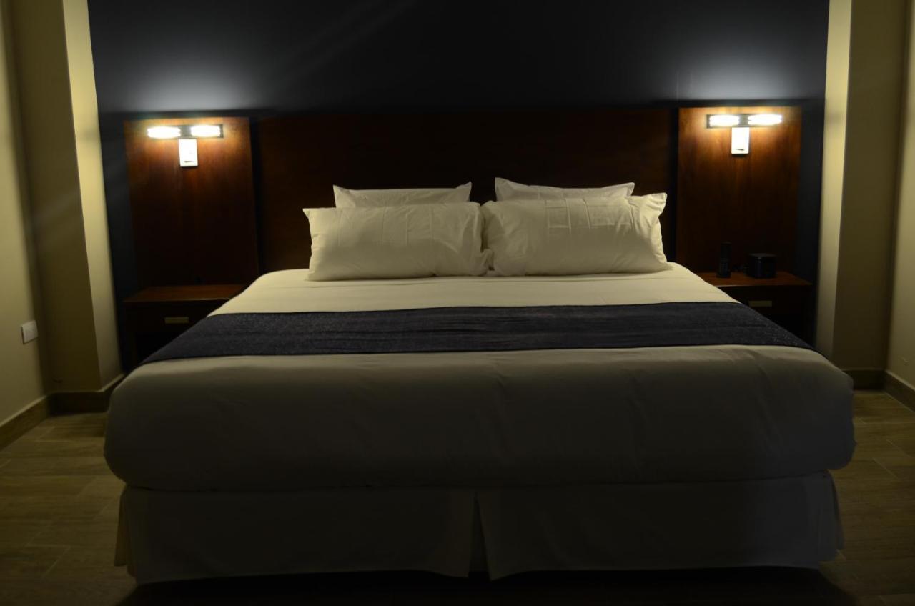 Hotel San Agustin Plaza Латакунга Экстерьер фото