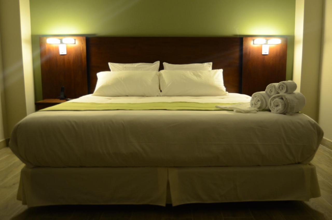 Hotel San Agustin Plaza Латакунга Экстерьер фото