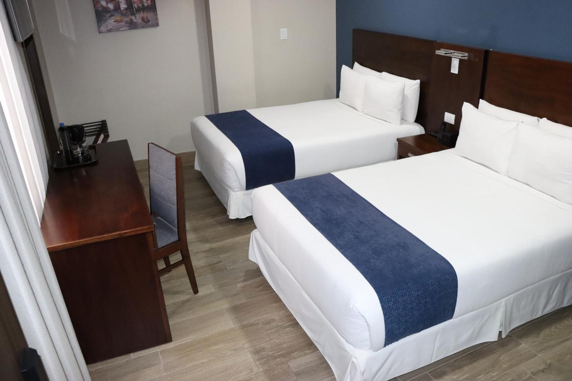 Hotel San Agustin Plaza Латакунга Экстерьер фото
